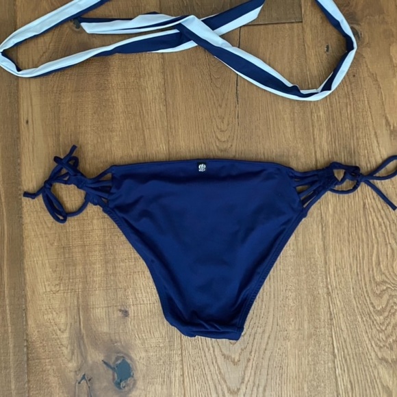 La Vie en Rose Bikini Bathing suit - Picture 4 of 4